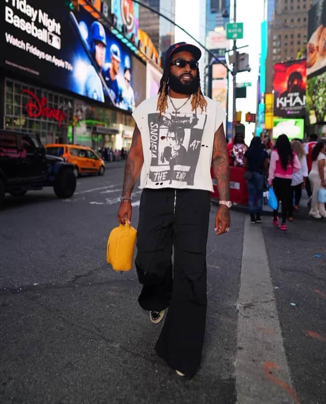 Model wearing PSRVE on a New York street